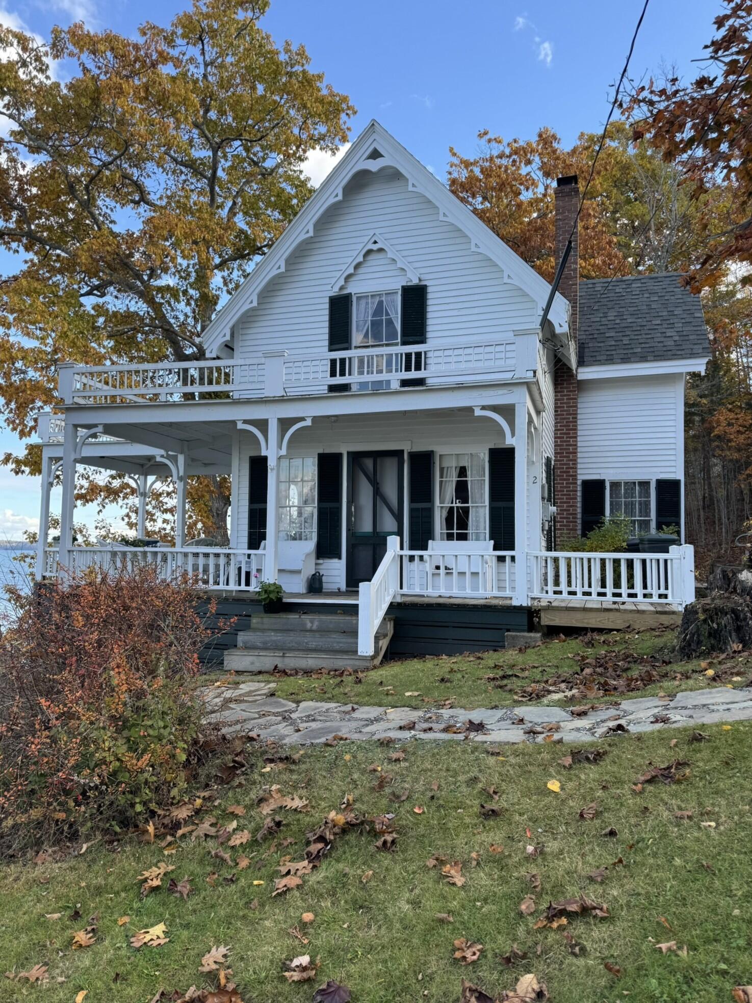 2 Bayview Park
