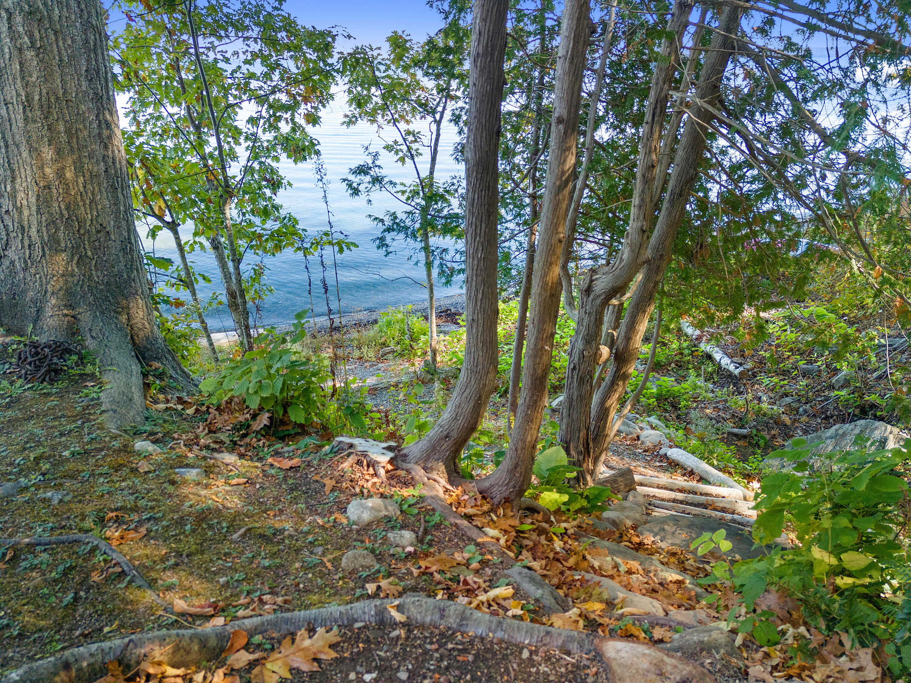 2 Bayview Park