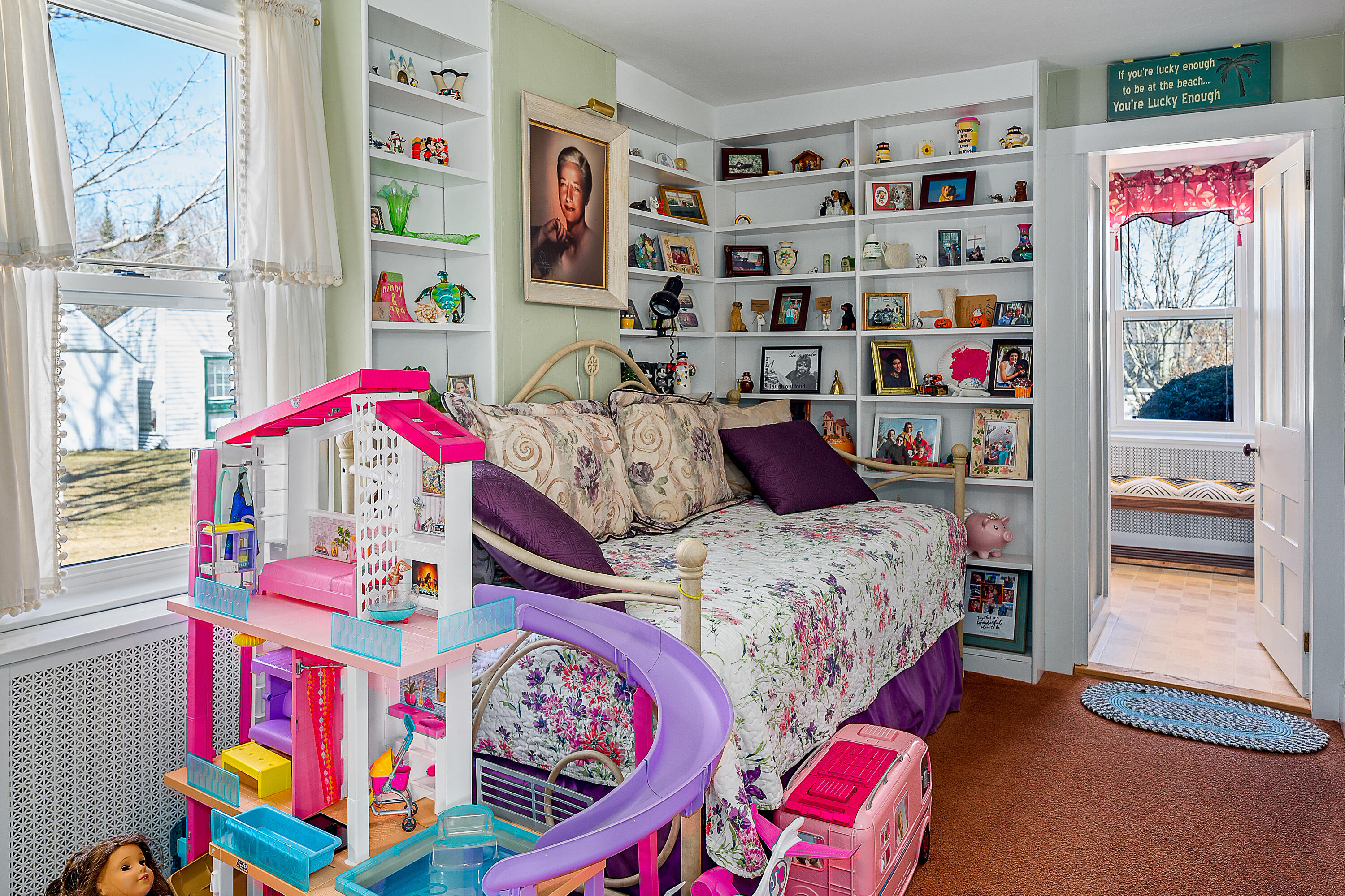 18 Beach Road