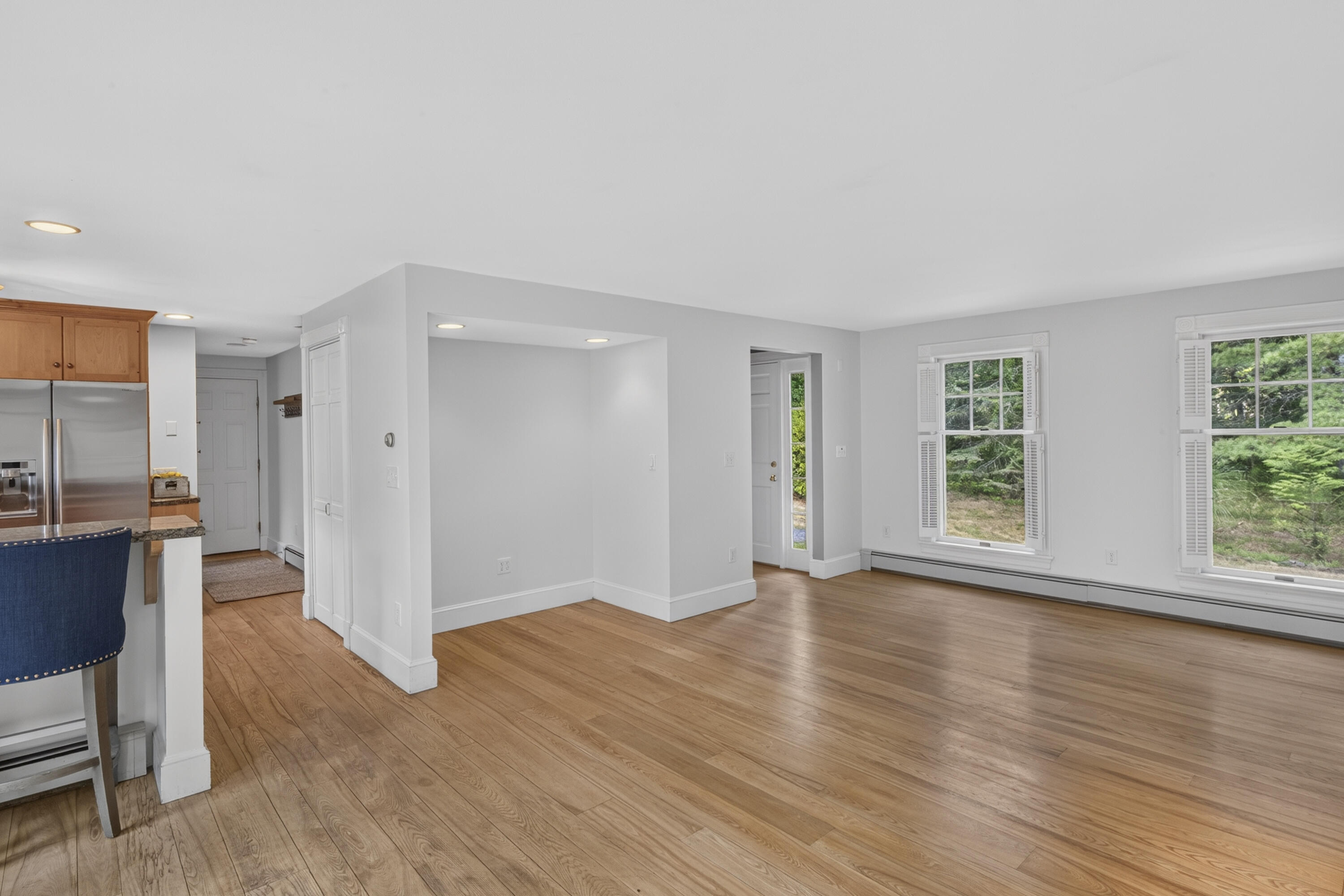 60 Harbour Hill Drive