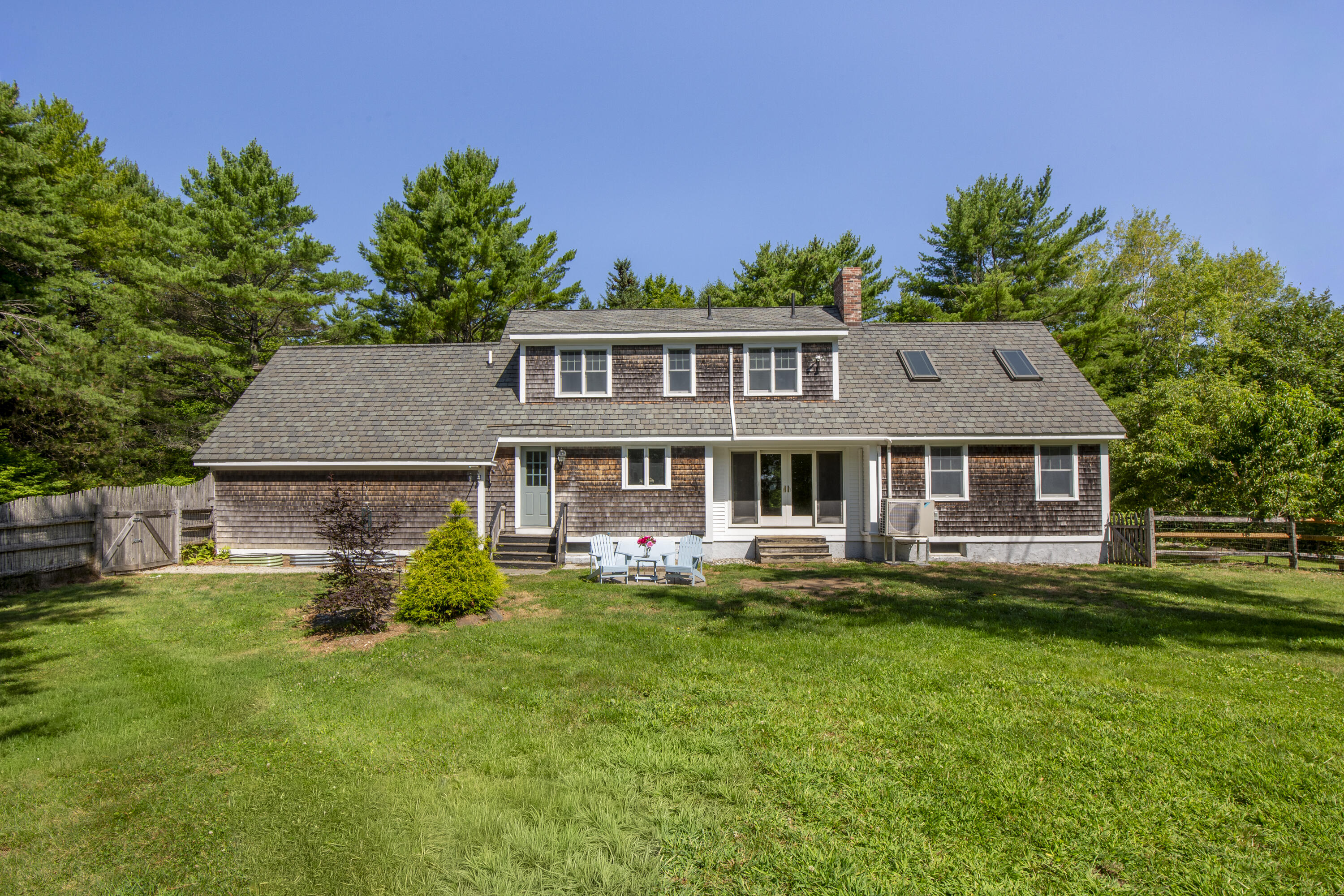 60 Harbour Hill Drive