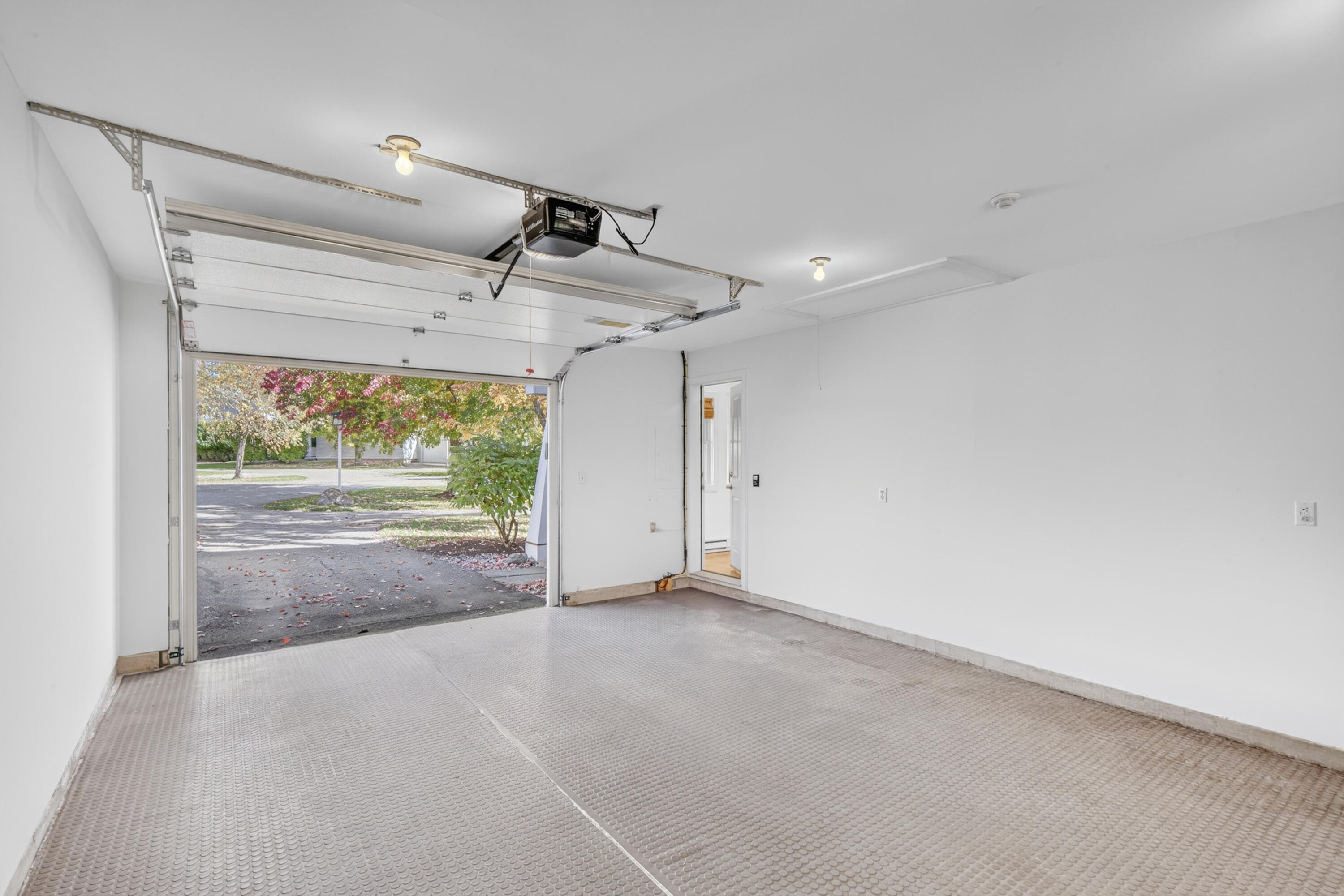 54 Village Way 54