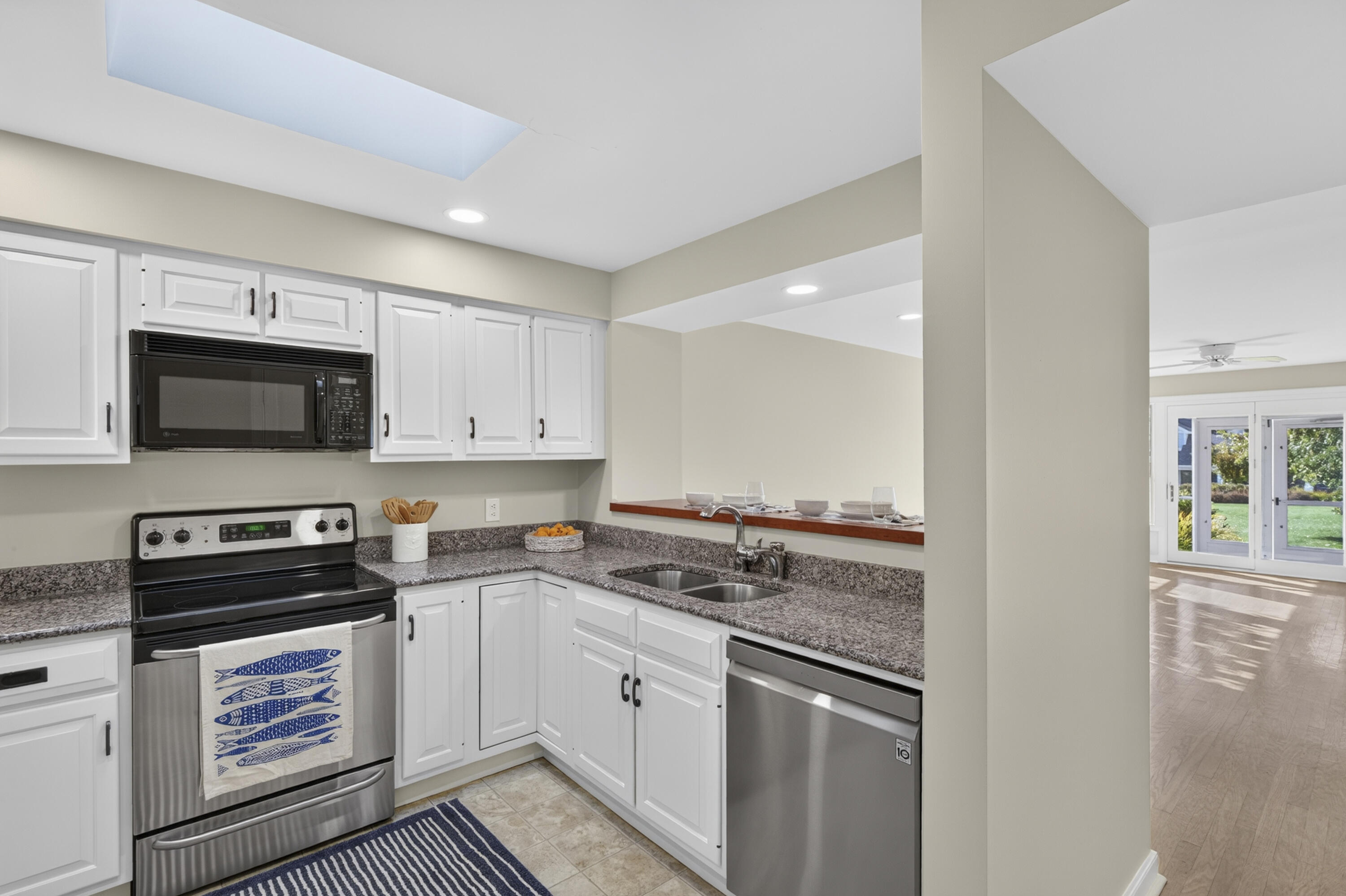 54 Village Way 54