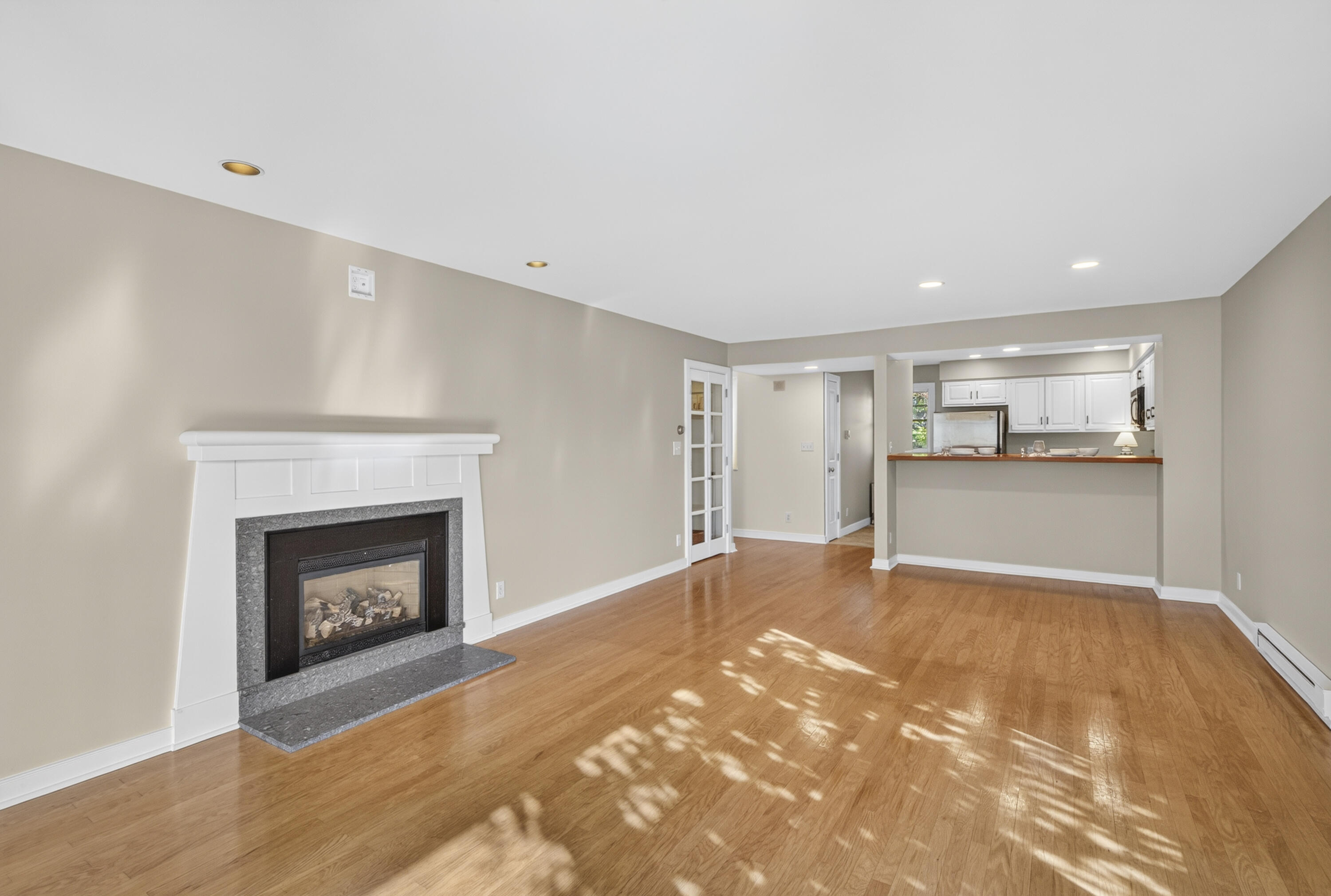 54 Village Way 54