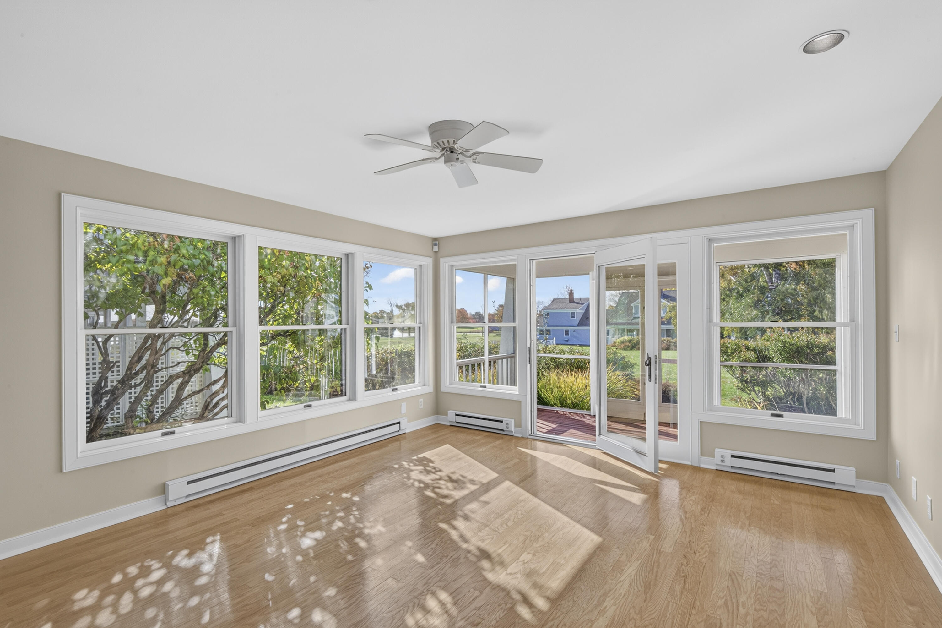 54 Village Way 54