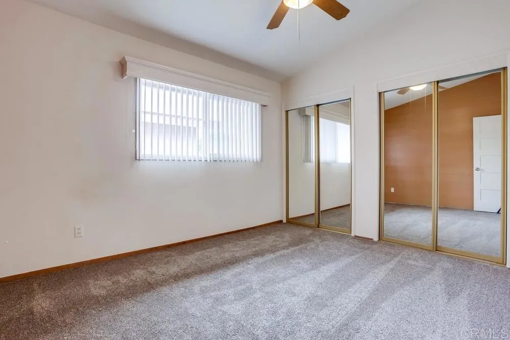 2702 Wyandotte