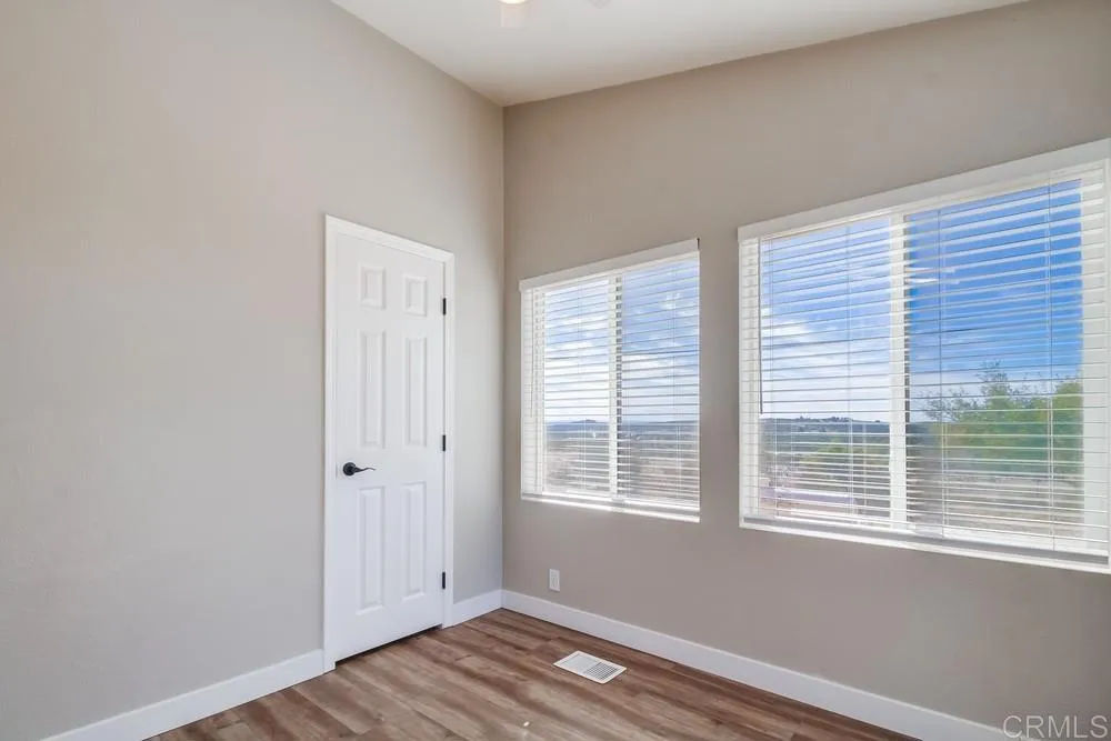 2273 Tierra Heights Road