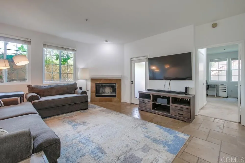 18650 Caminito Cantilena Unit 283