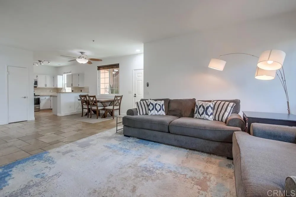 18650 Caminito Cantilena Unit 283