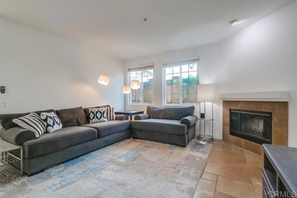 18650 Caminito Cantilena Unit 283