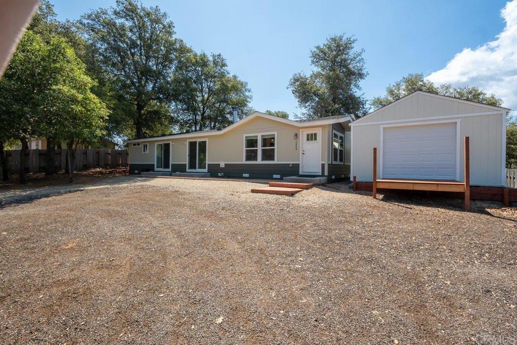 1645 Frisius Drive