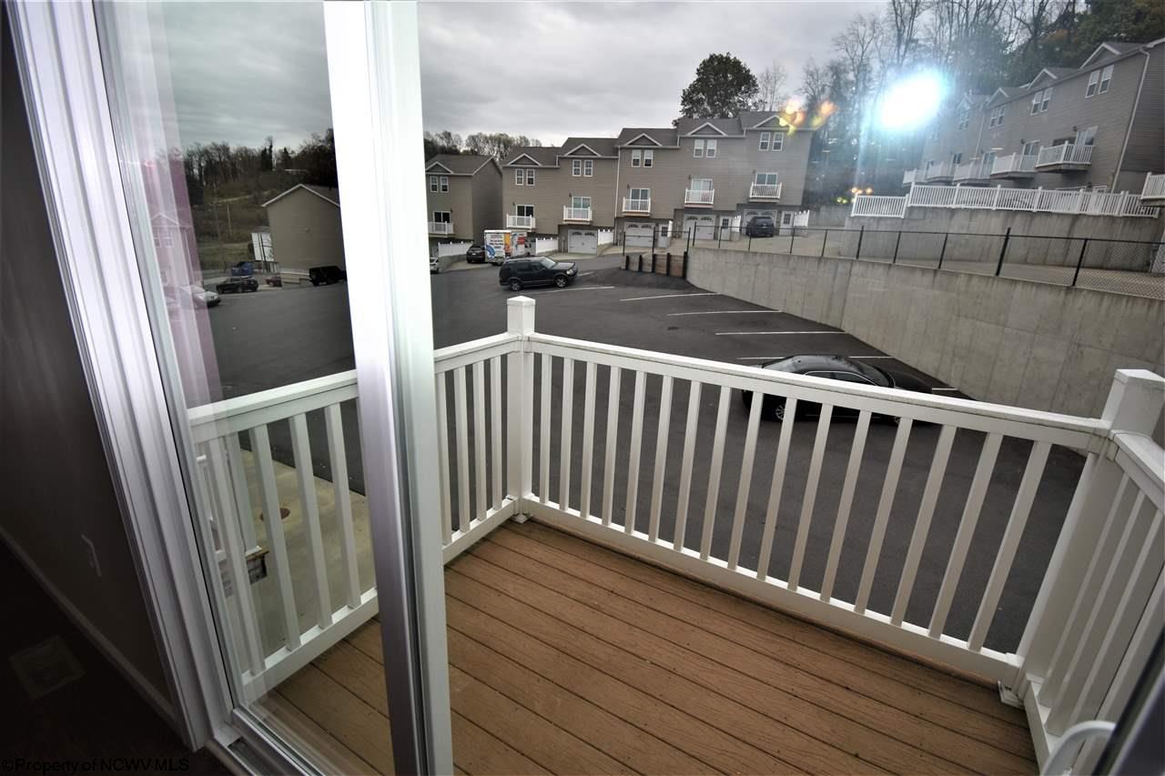 305 Marlowe Circle # 305