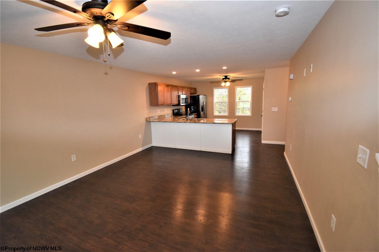 305 Marlowe Circle # 305