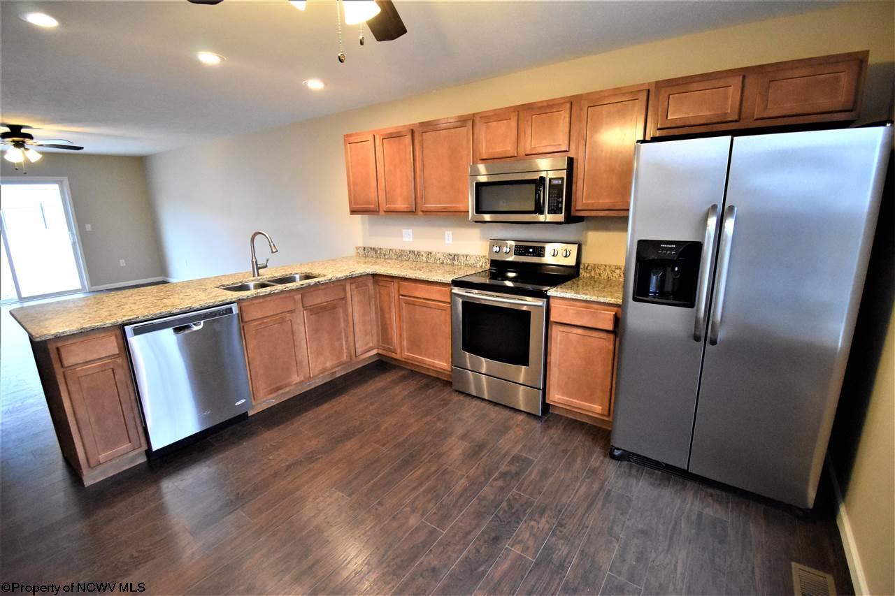 305 Marlowe Circle # 305