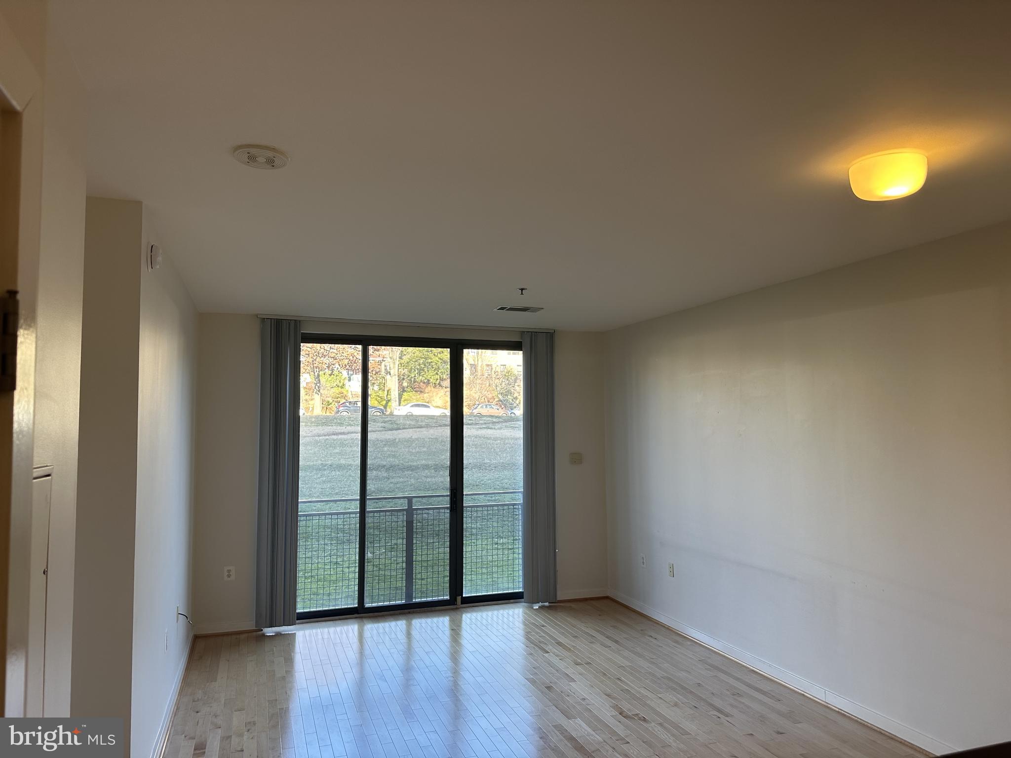3883 CONNECTICUT AVENUE NW 110