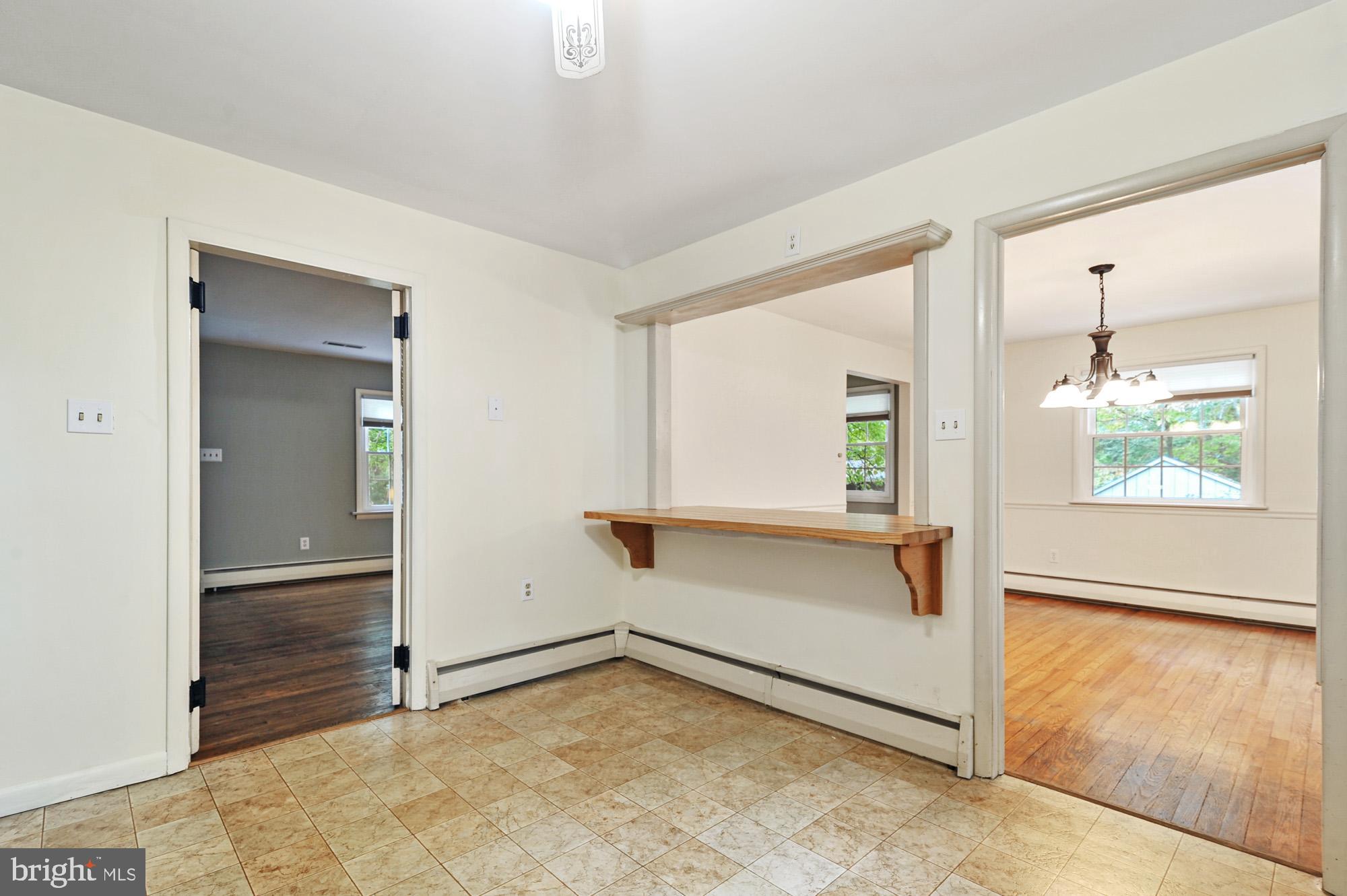 115 SHERIDAN LANE
