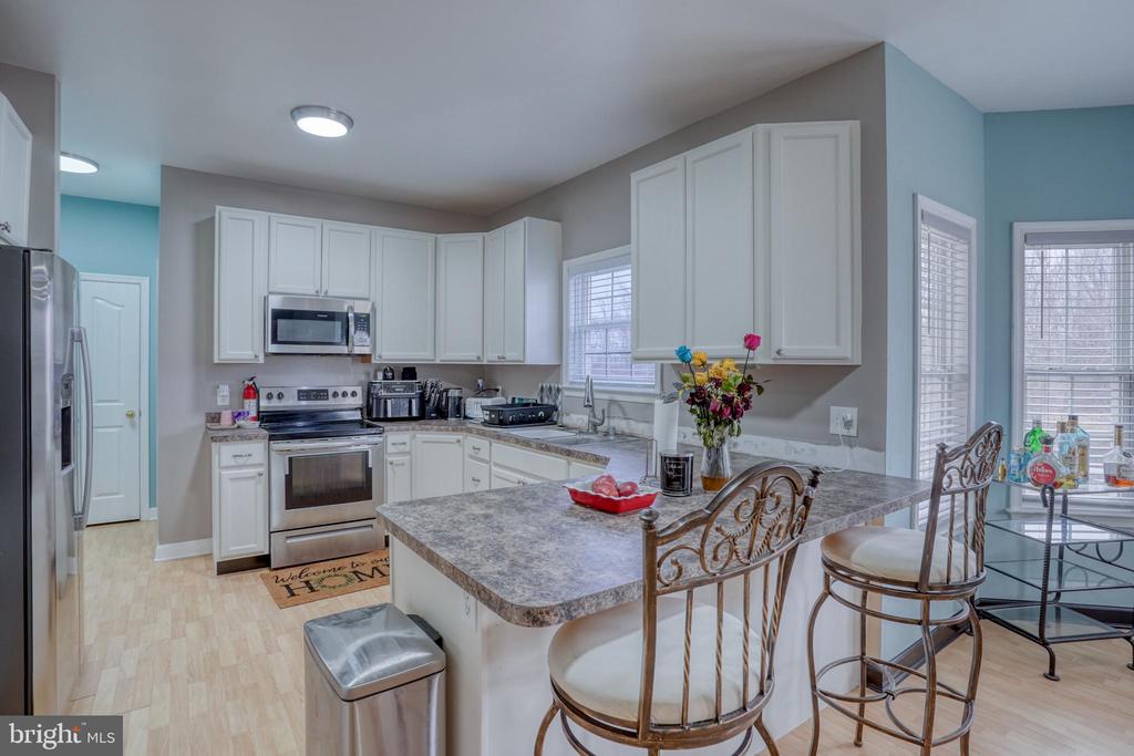 210 LAKS COURT