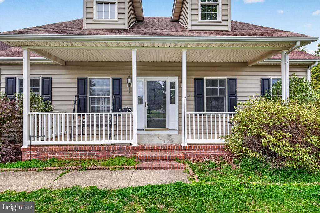 82 DORIAN DRIVE