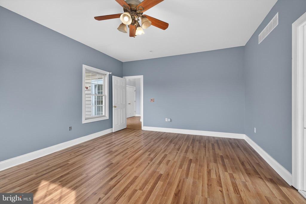 82 DORIAN DRIVE