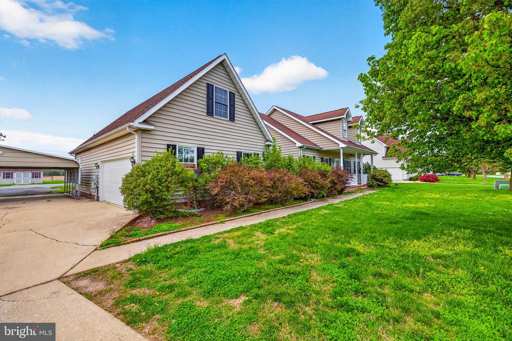 82 DORIAN DRIVE