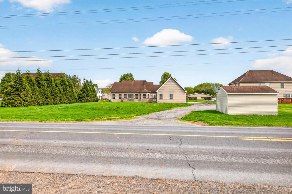 82 DORIAN DRIVE