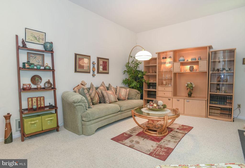 5505 DIANA DRIVE 195