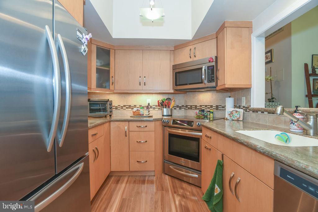 5505 DIANA DRIVE 195