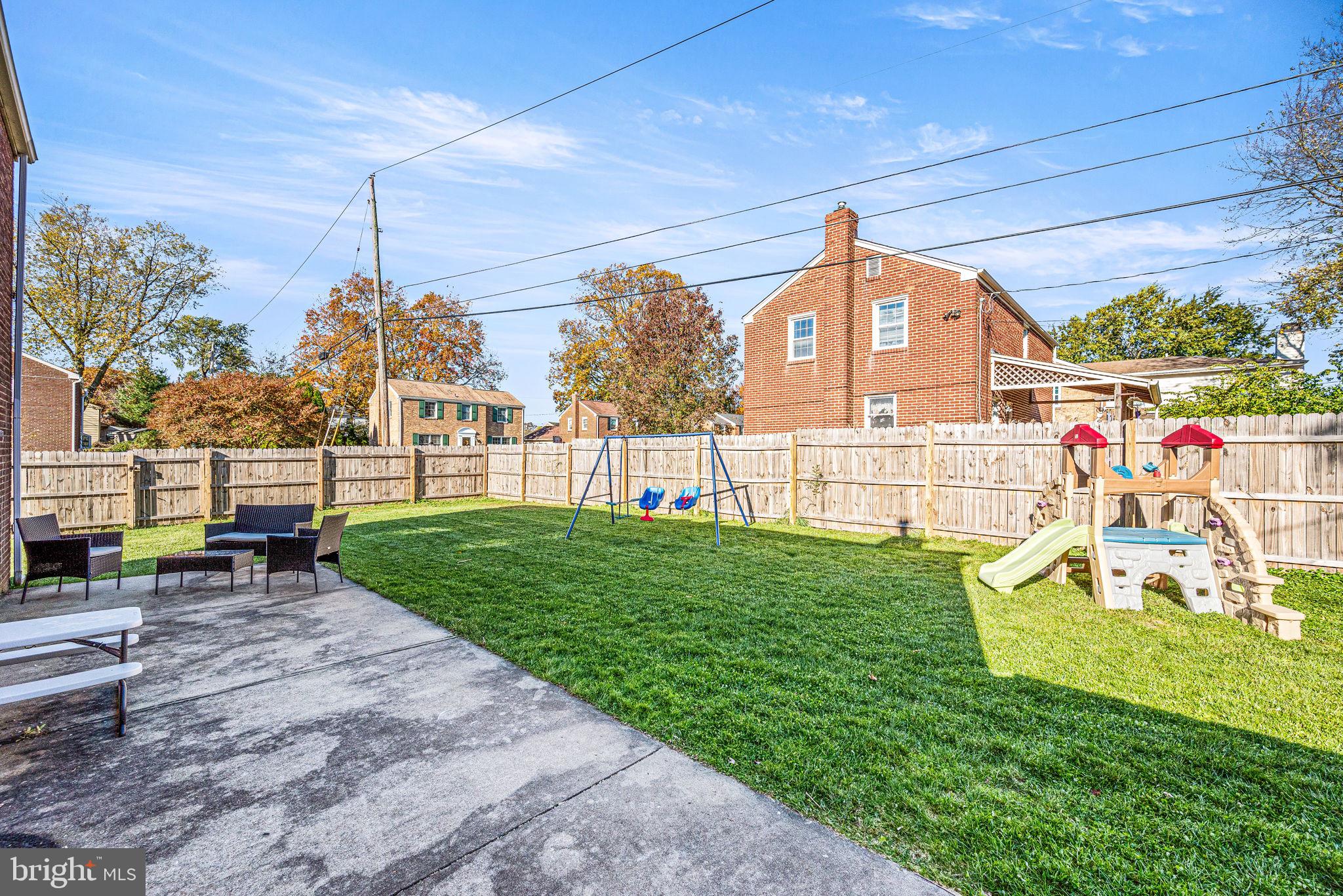 223 SANDRA ROAD