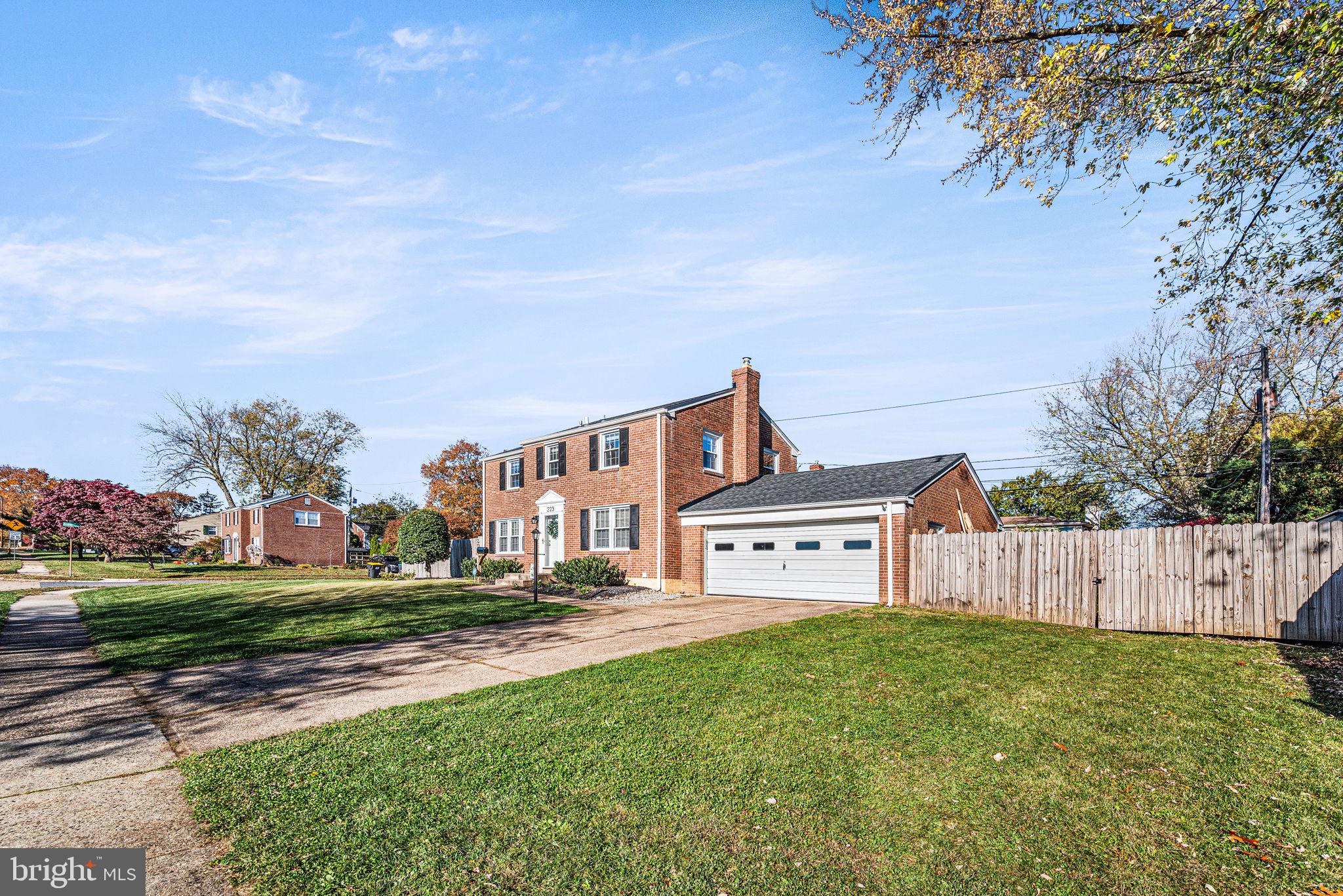 223 SANDRA ROAD