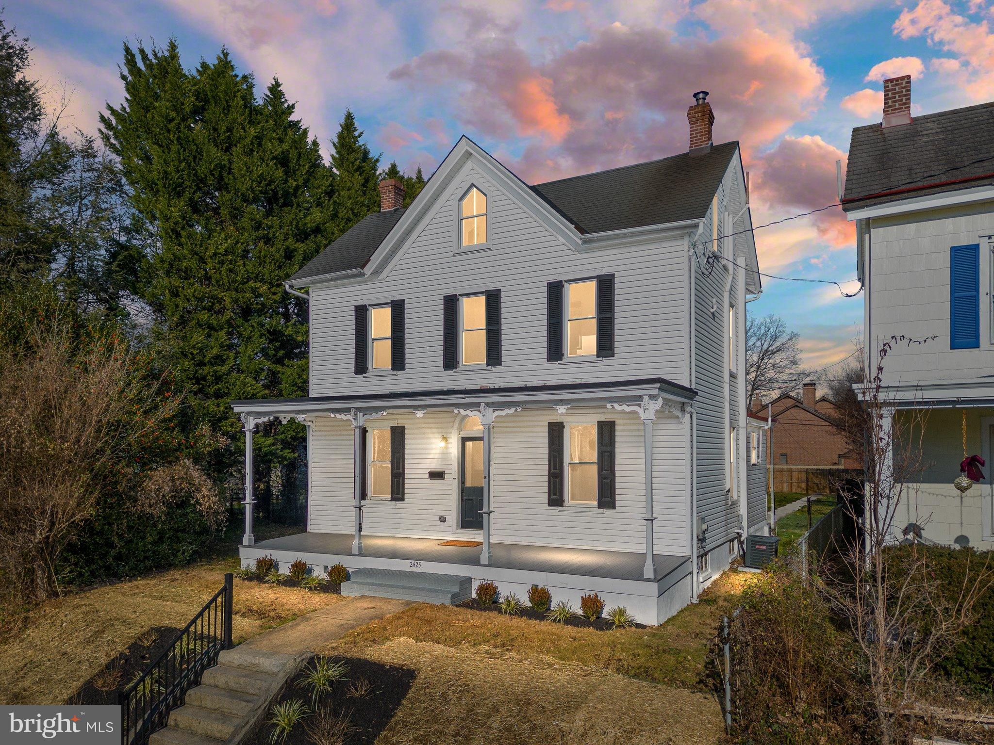2425 W 16TH STREET