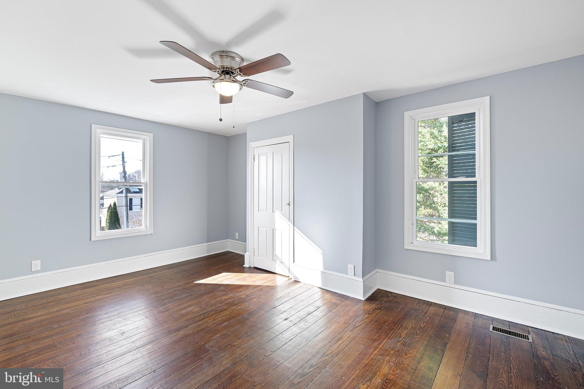 2425 W 16TH STREET