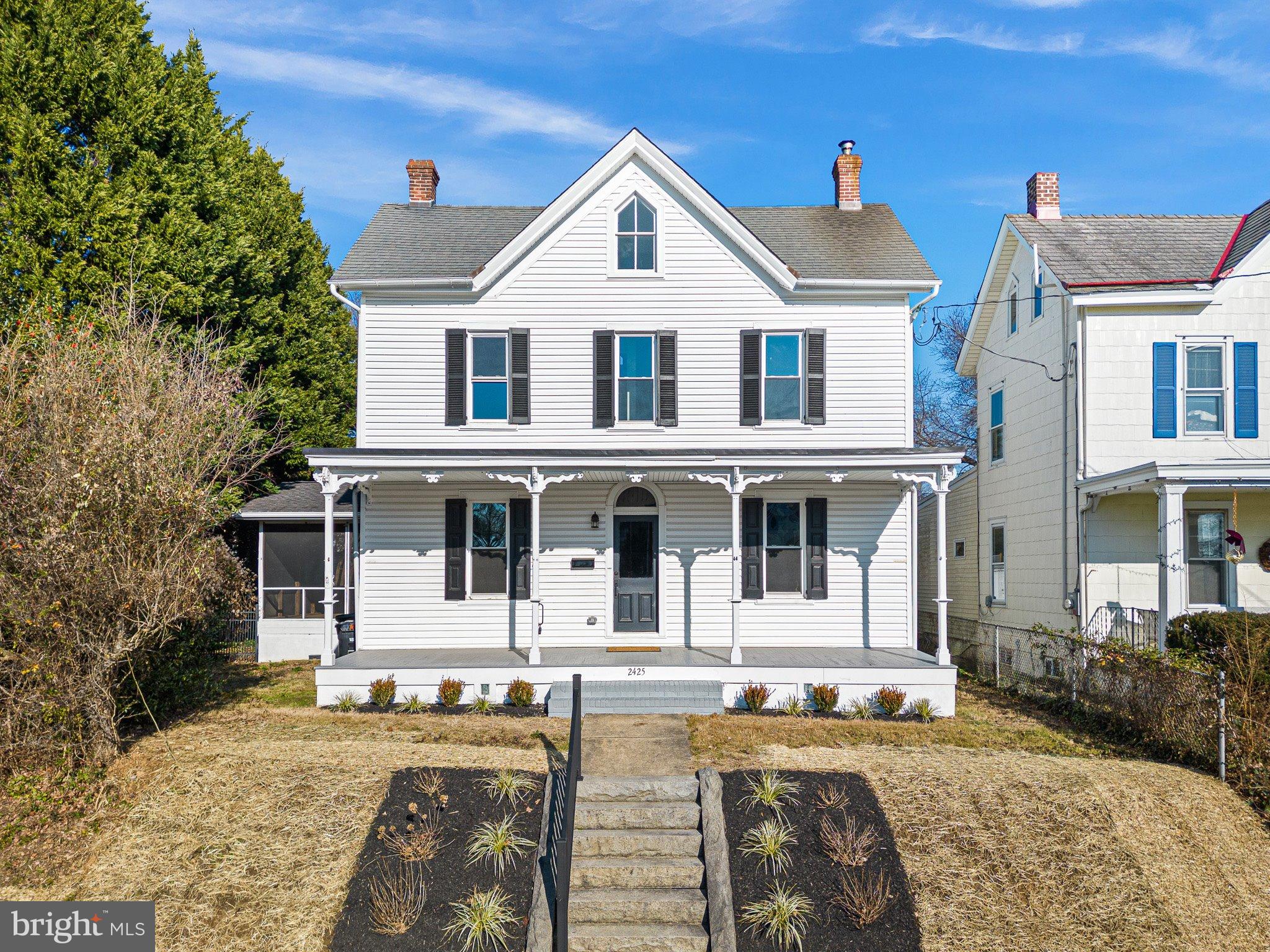 2425 W 16TH STREET