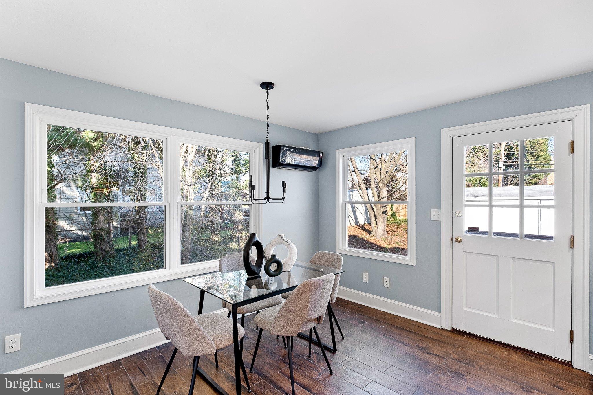 2425 W 16TH STREET