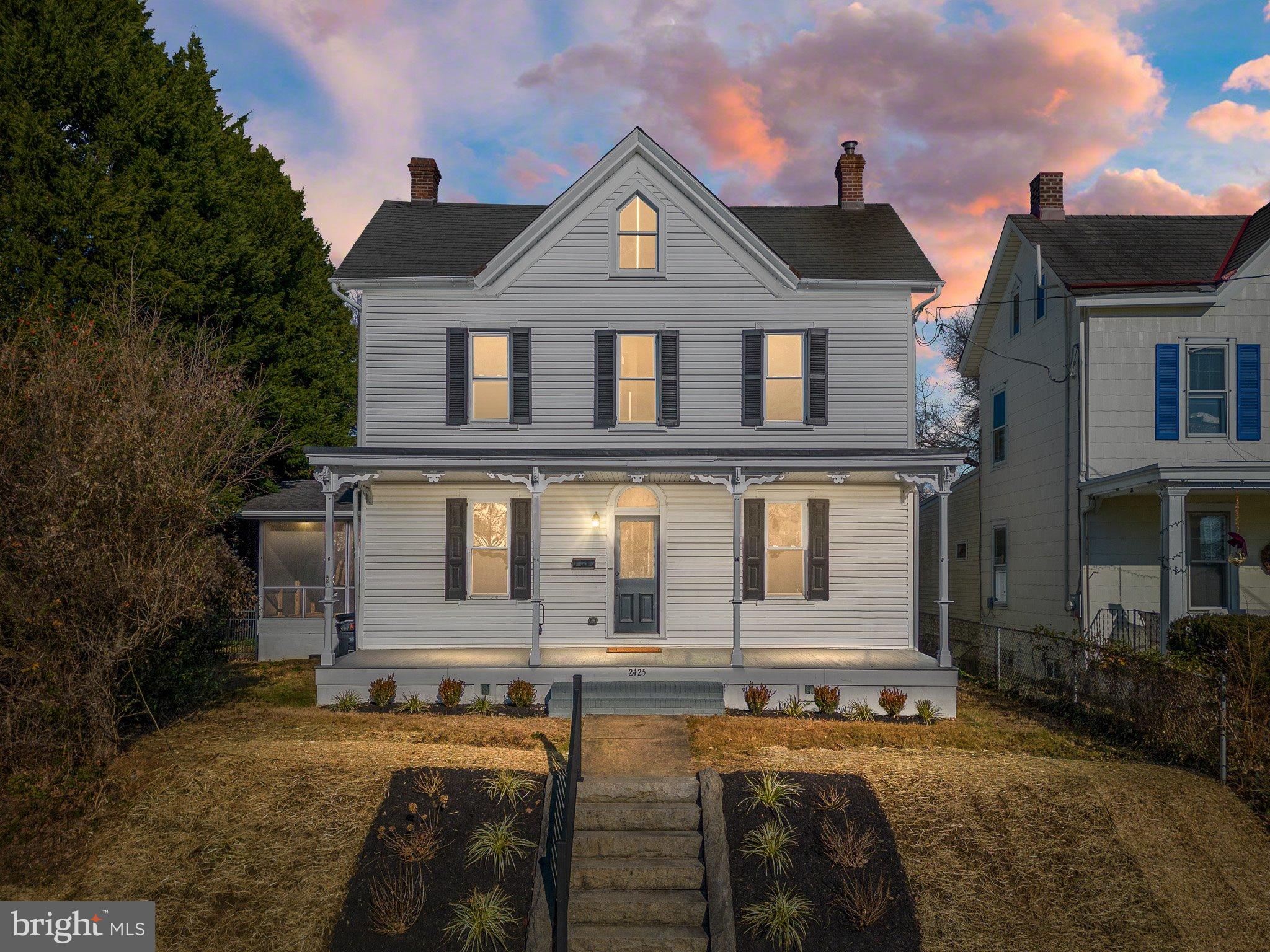 2425 W 16TH STREET