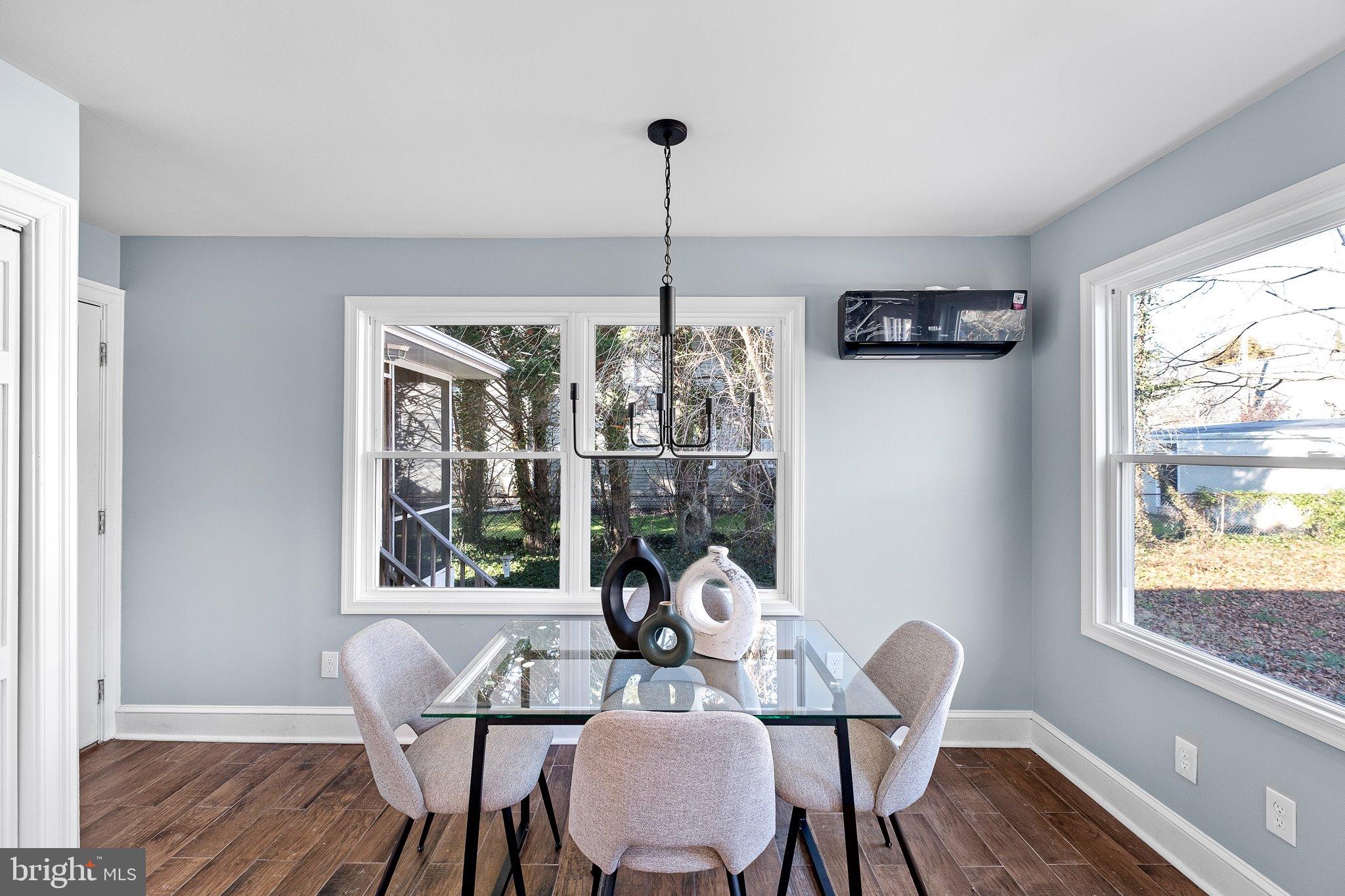 2425 W 16TH STREET