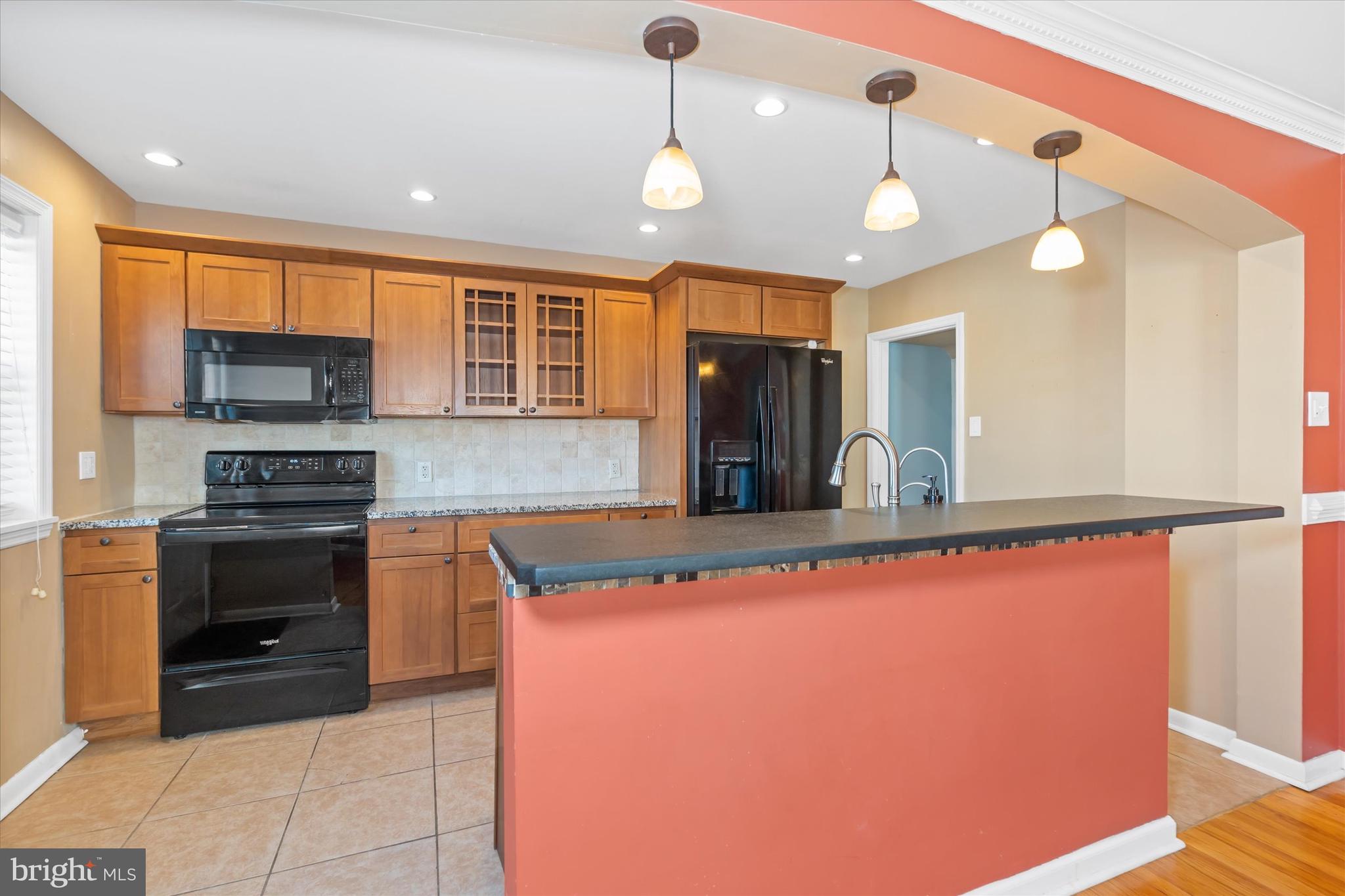 1609 W 10TH STREET