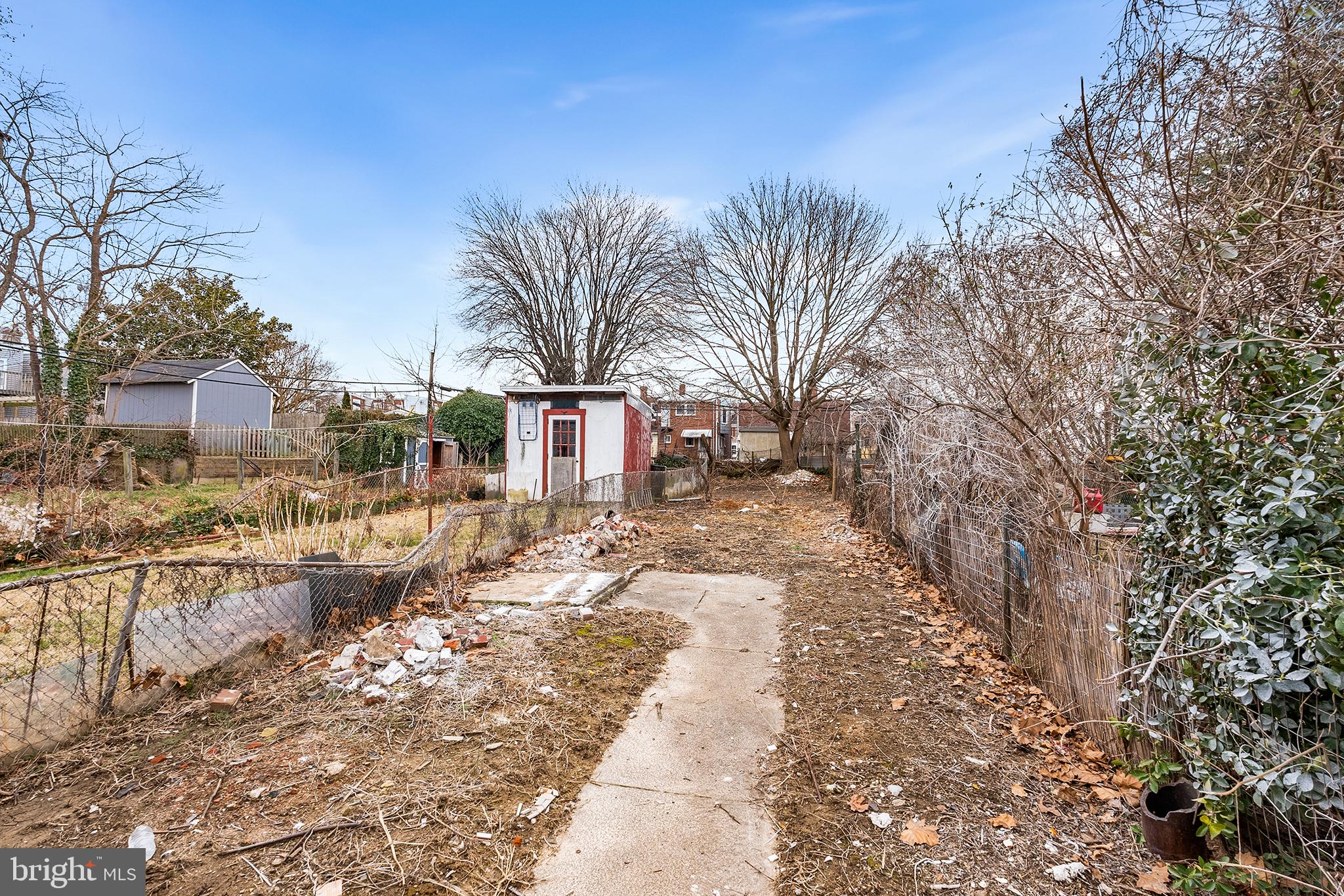 1618 W 10TH STREET