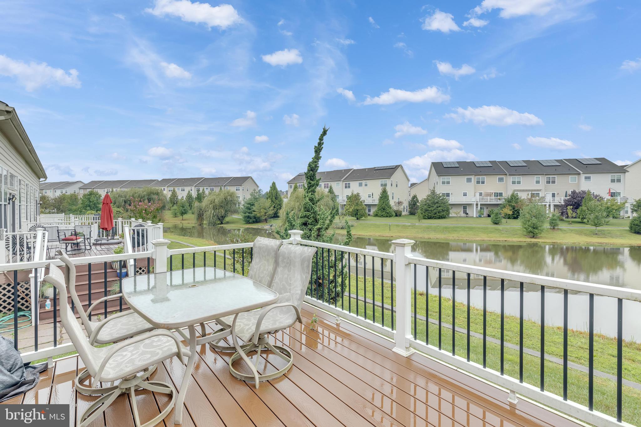 352 SUN BOULEVARD