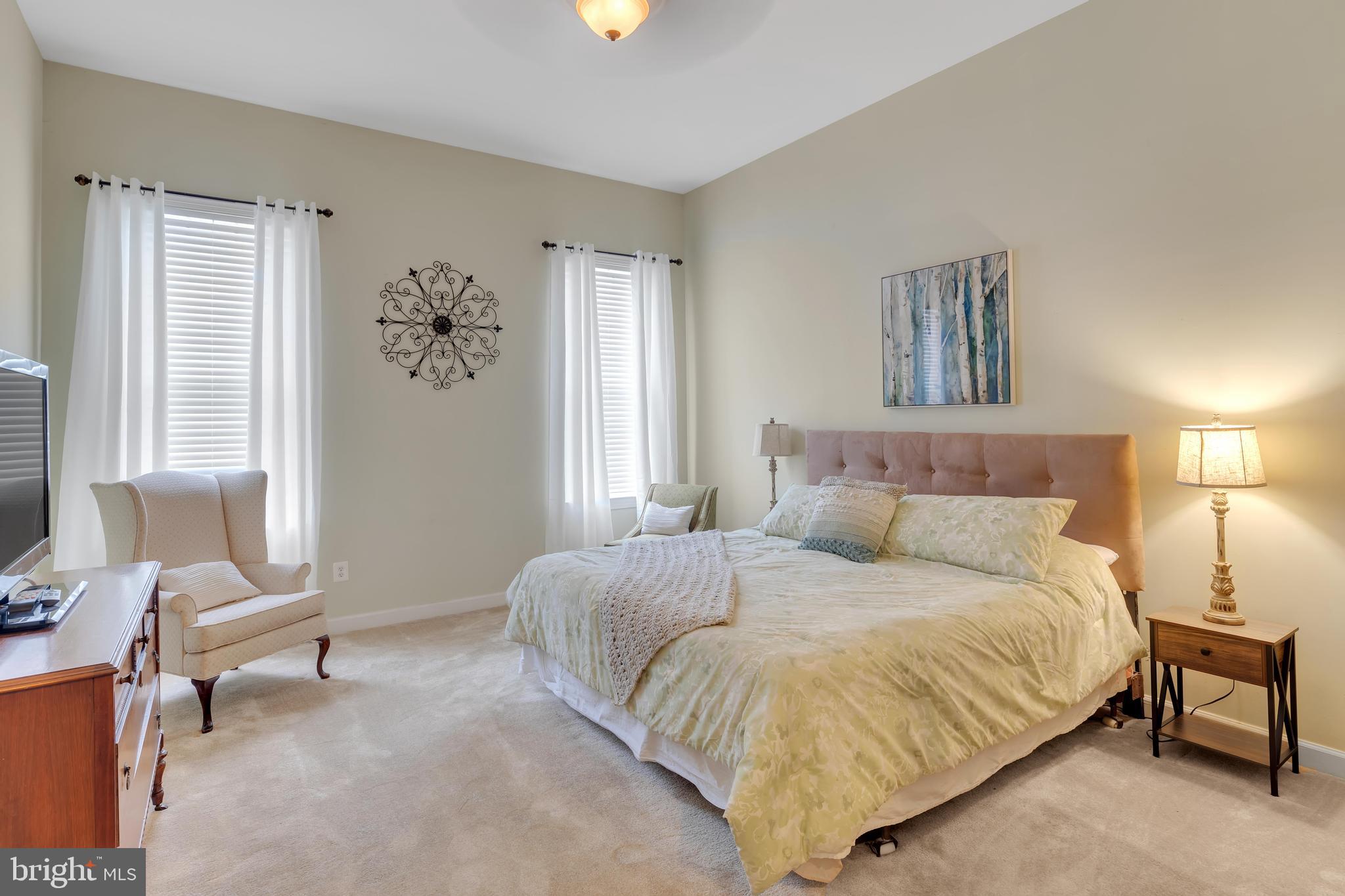 352 SUN BOULEVARD