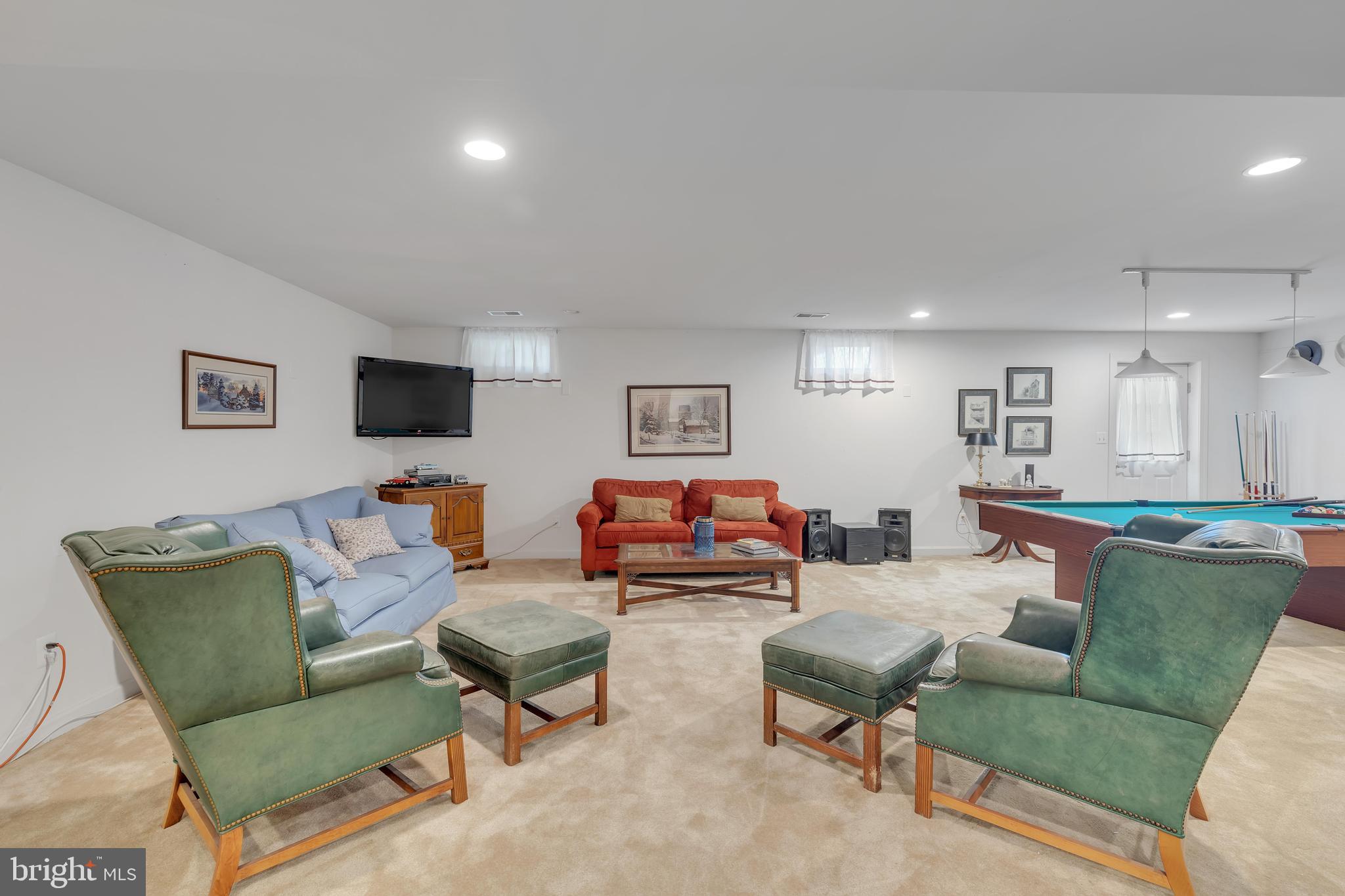 352 SUN BOULEVARD