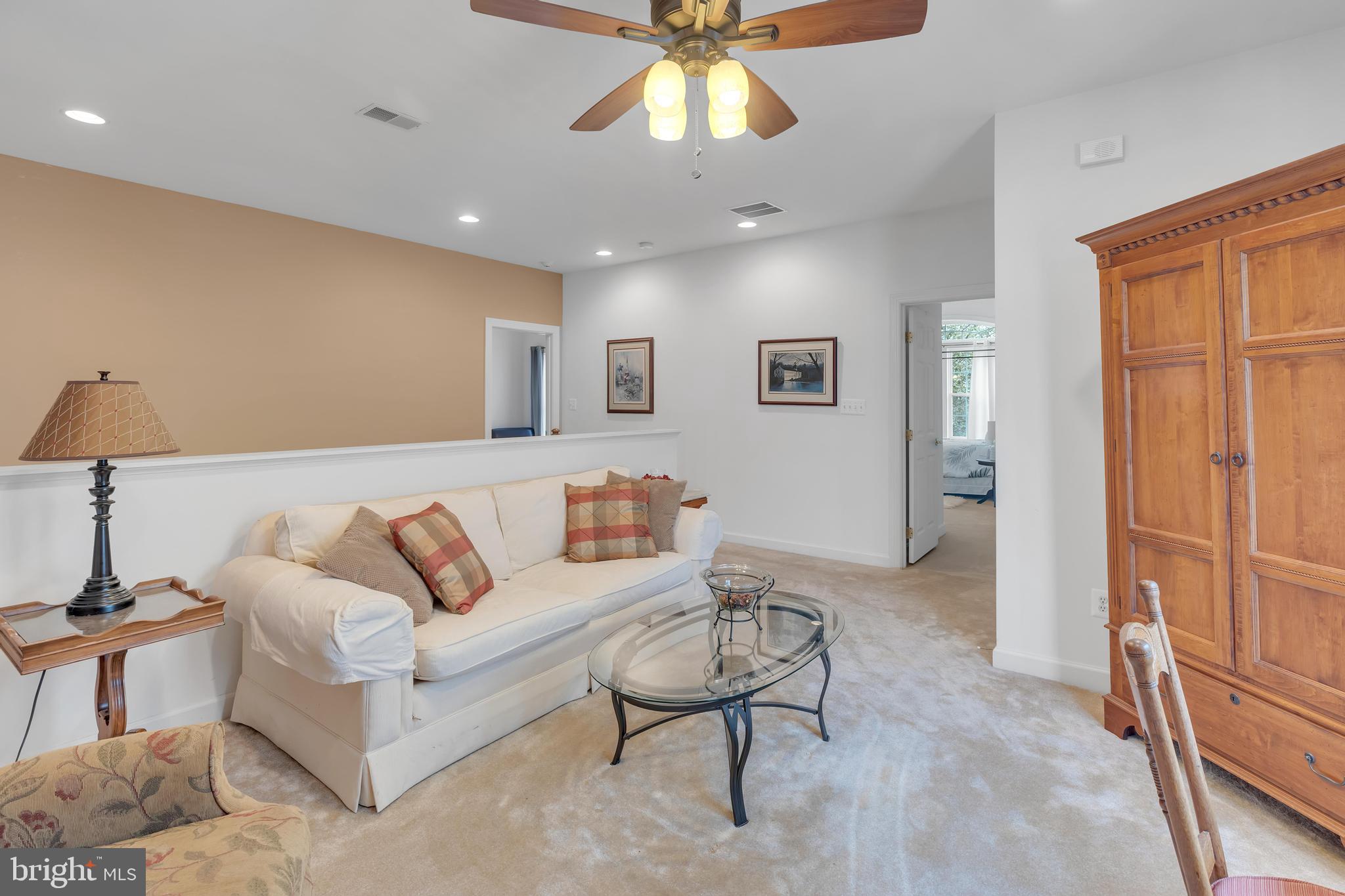 352 SUN BOULEVARD