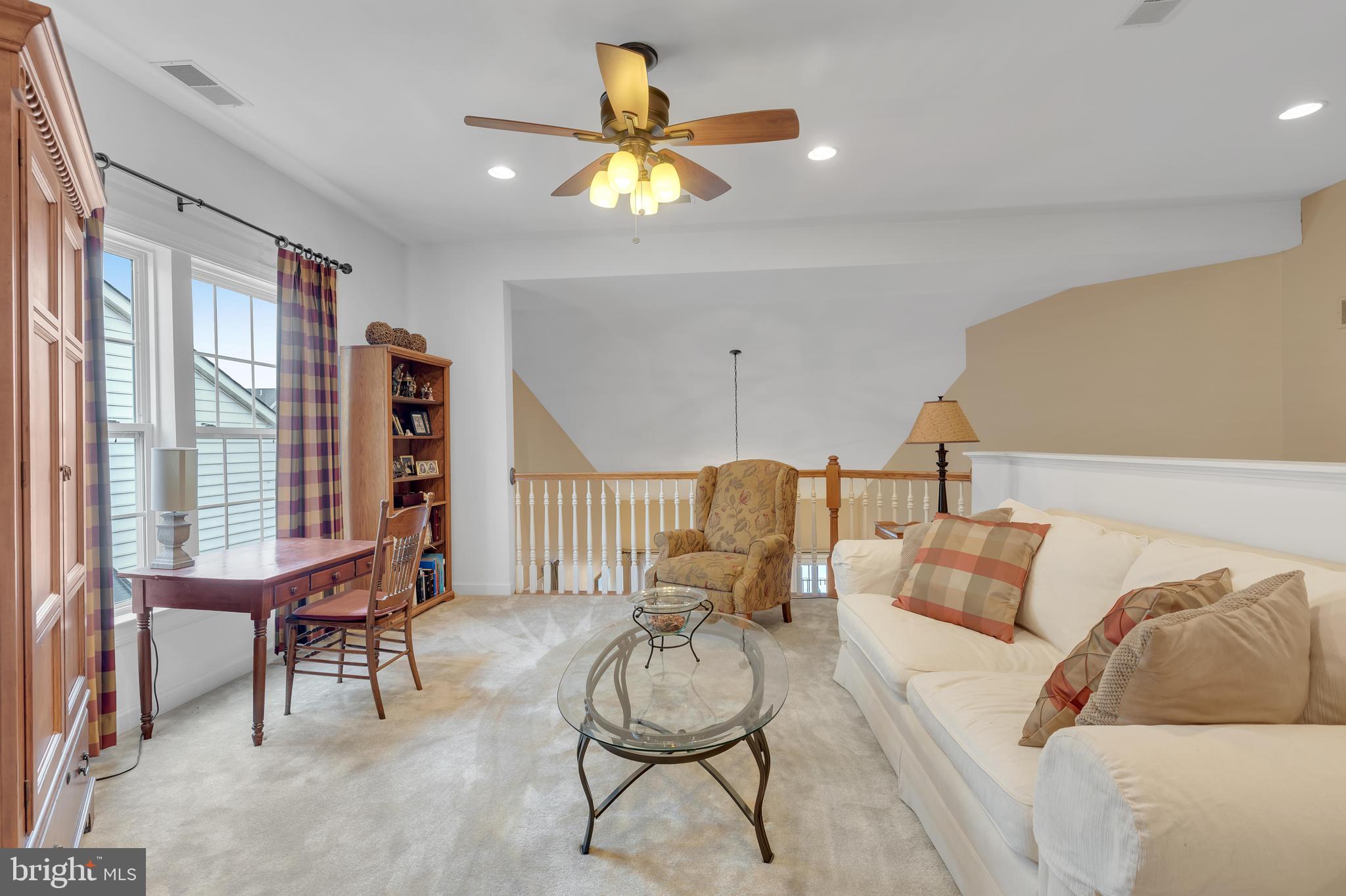 352 SUN BOULEVARD