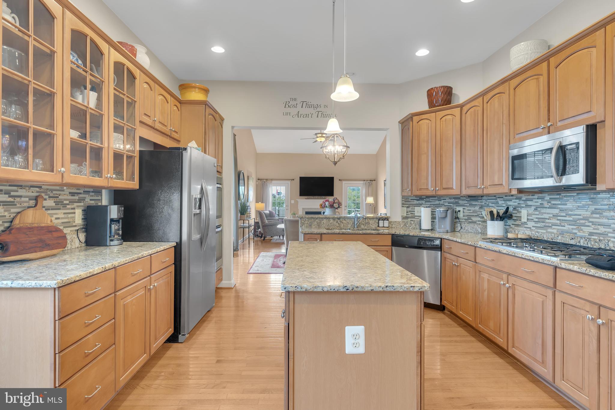 352 SUN BOULEVARD