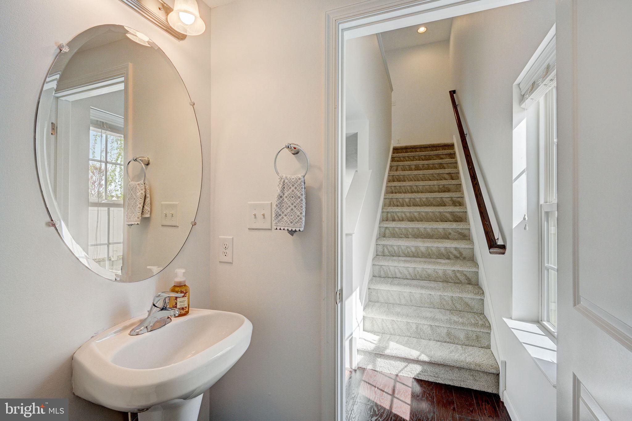 972 LANSDOWNE ROAD