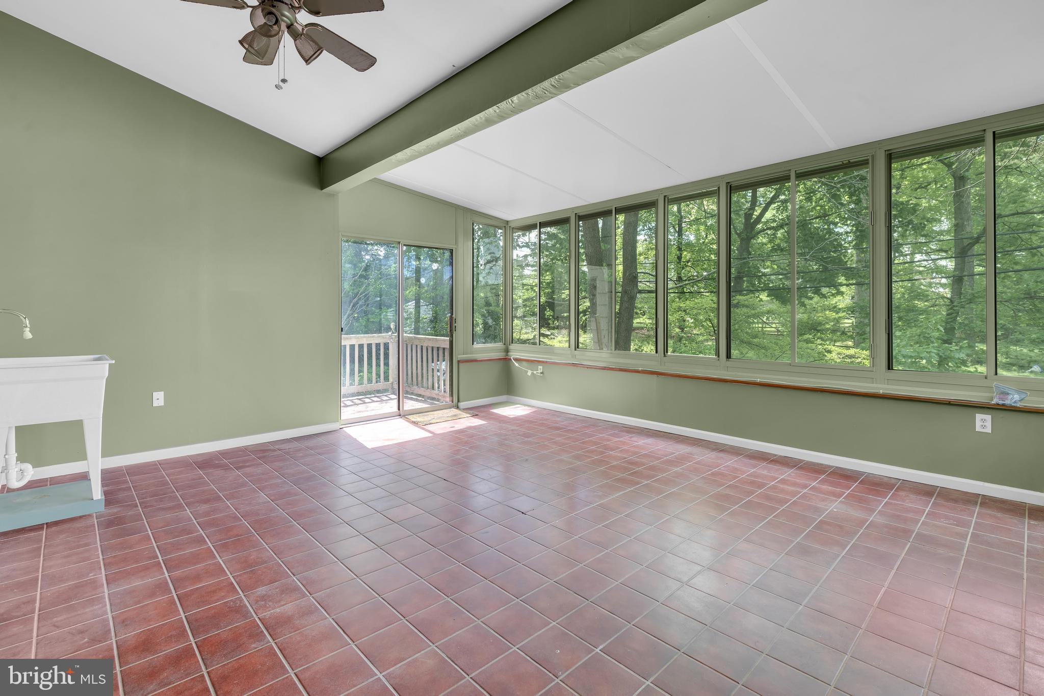 2502 CROSSGATE DRIVE