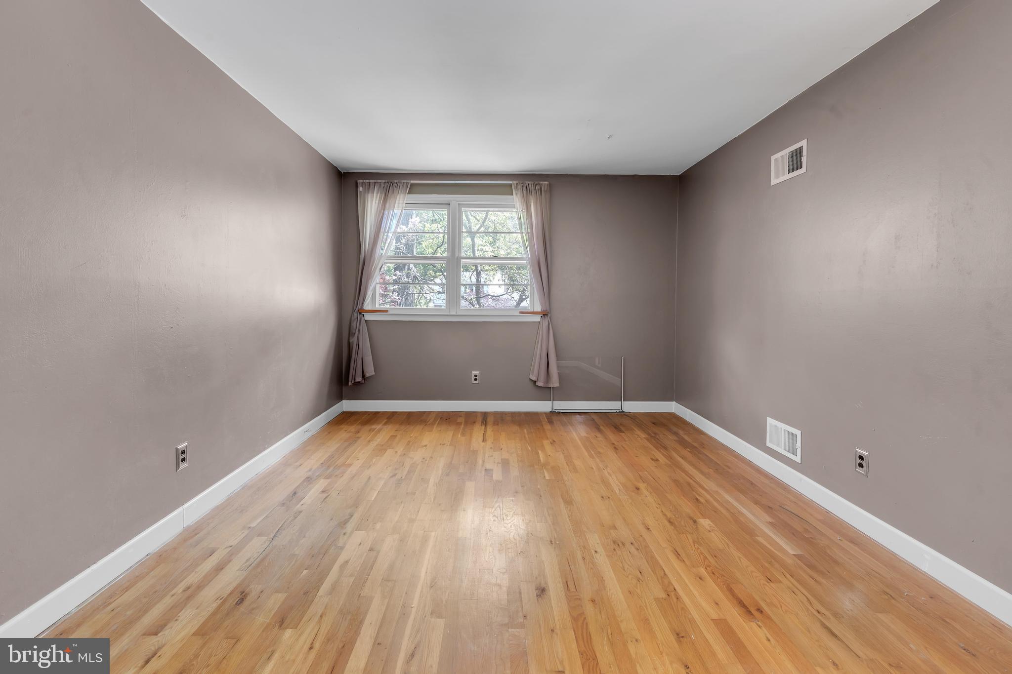 2502 CROSSGATE DRIVE