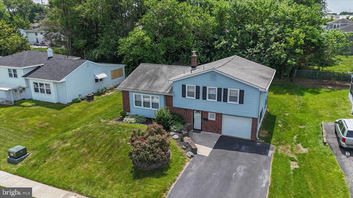 9 PINEDALE ROAD
