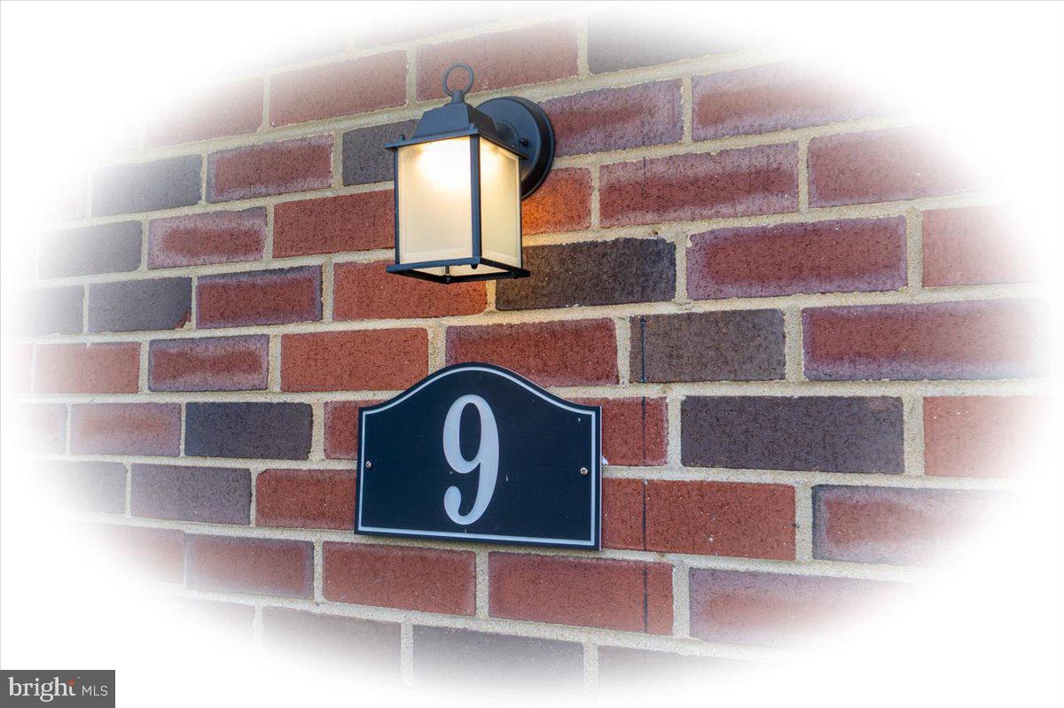 9 PINEDALE ROAD