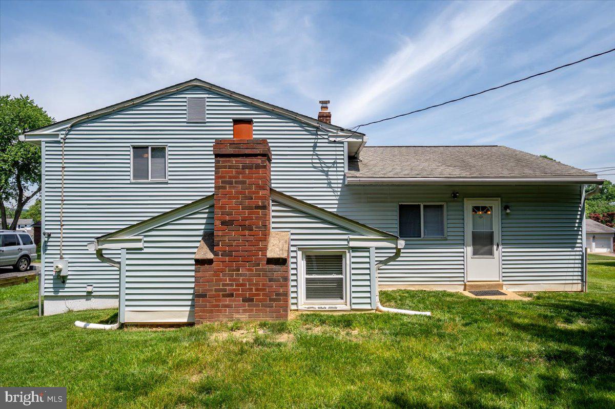 9 PINEDALE ROAD