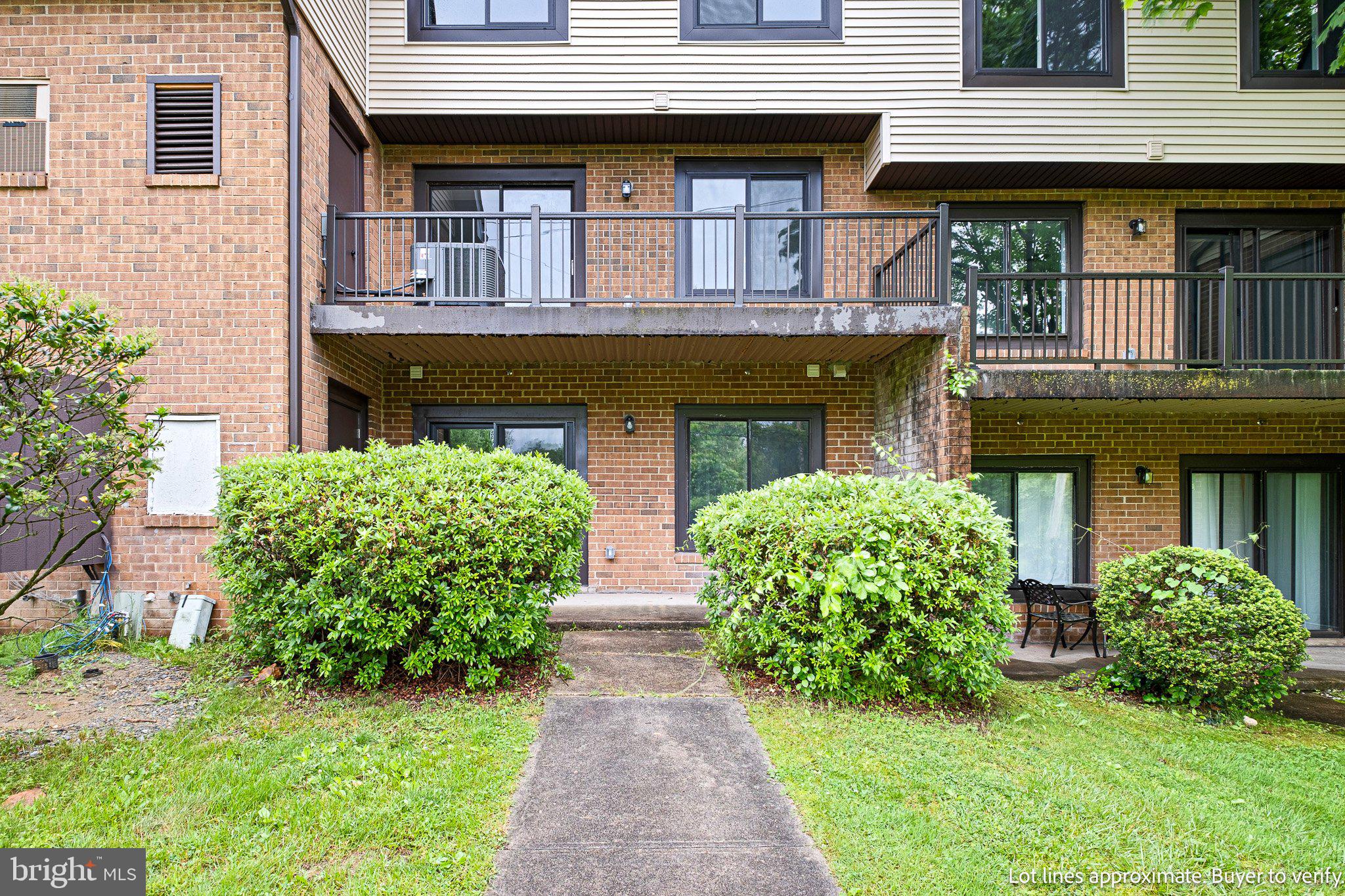 5060 W BRIGANTINE COURT 5060